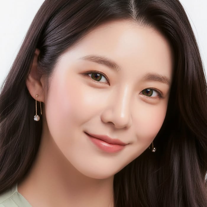 カラコン通販で人気のルパングレーレンズ詳細