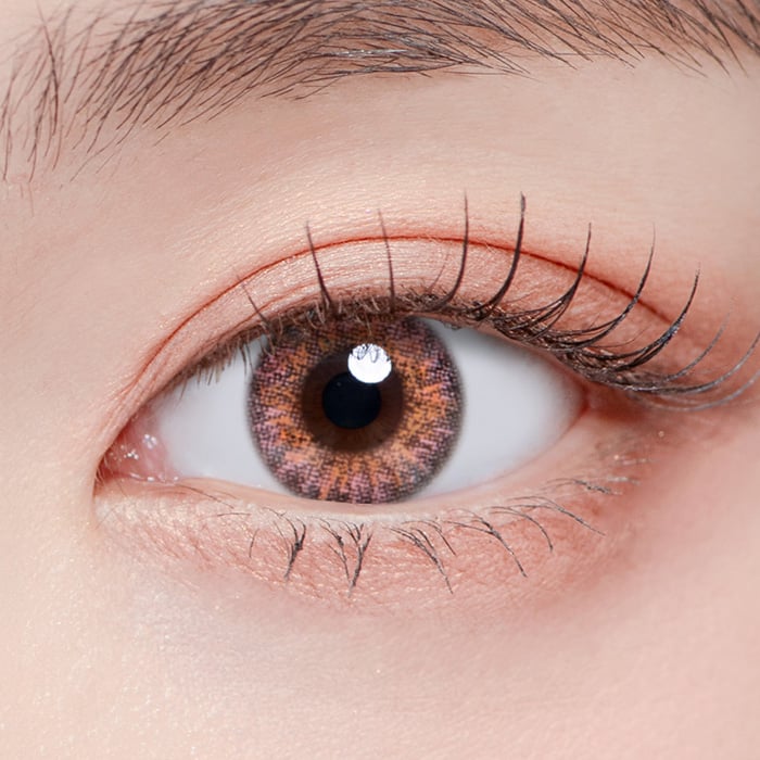 カラコン通販で人気のハーフアイミューズピンク